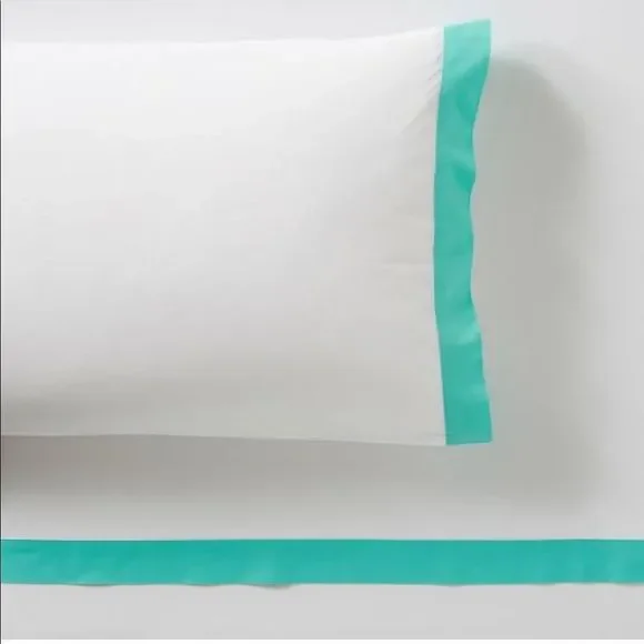 PB Suite Organic Sheet Set, White with Black Contrast Band Queen {CC} - Picture 3 of 5